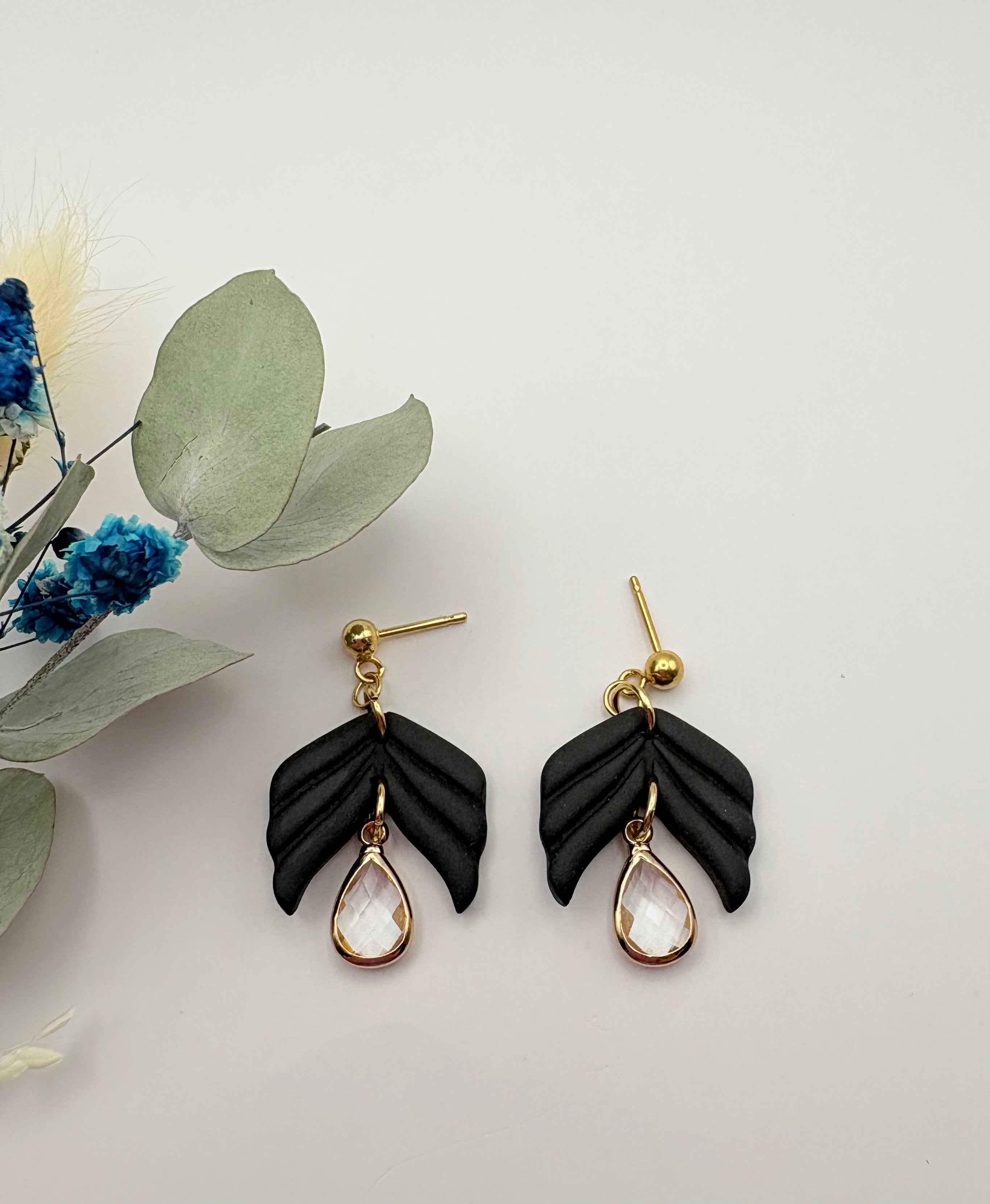 Pendientes Oryn Negro