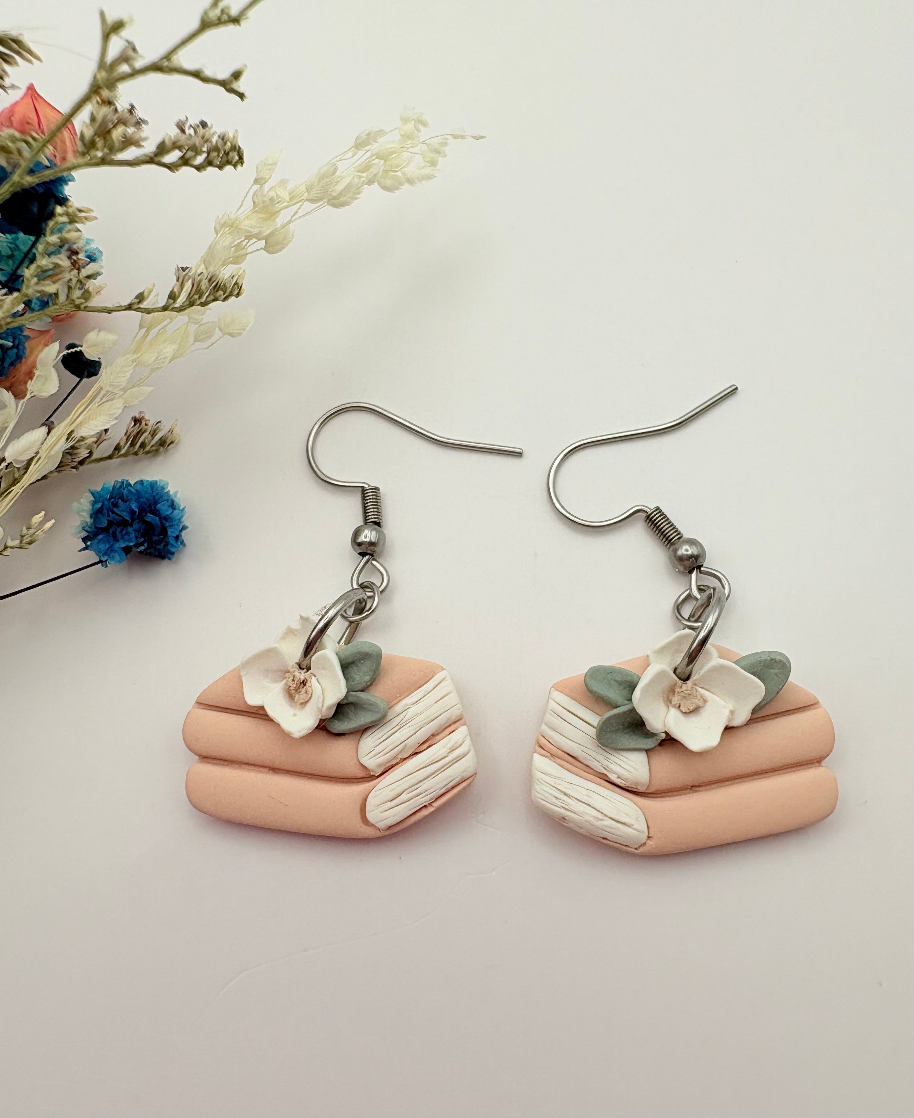 Pendientes Libros Flor